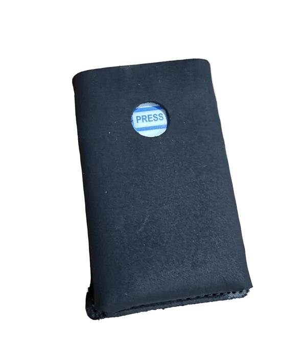 131809 - Transmitter Pouch
