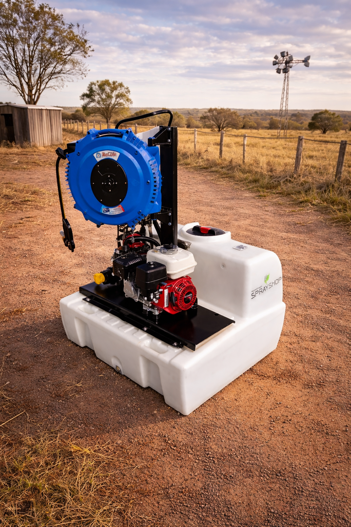 TSS-325P-AR30 - 325L traymount sprayer