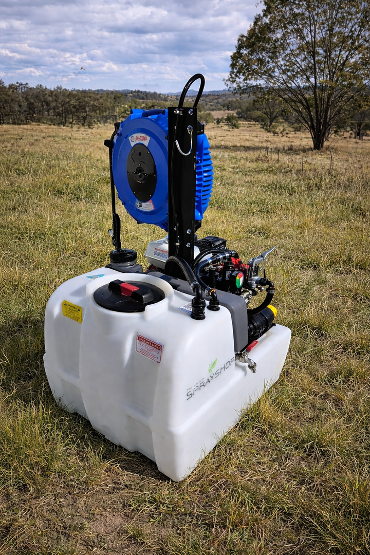 TSS-250P-AR30 250L traymount sprayer, Honda-powered 35 L/min AR pump, 20m retractable hose reel and B35 Spot spray gun. (920L x 760W x 1250H) 94Kg dry weight.